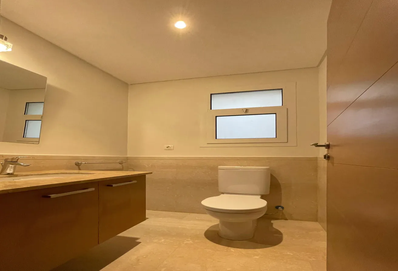 Gallery image for property 32