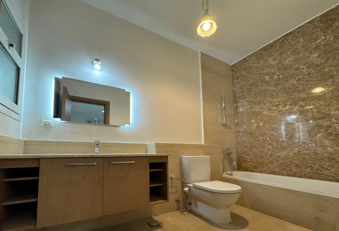 Gallery image for property 33